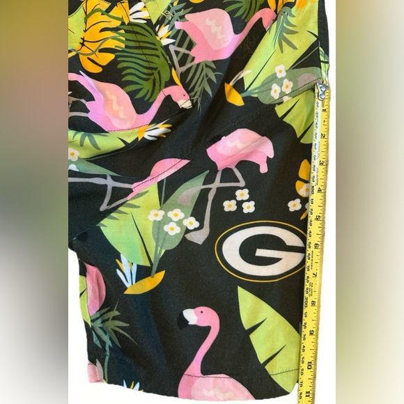 NFL Green Bay Packers Tropical Flamingo Black and Pink Casual Button-Up Shirt XL - Picture 10 of 11